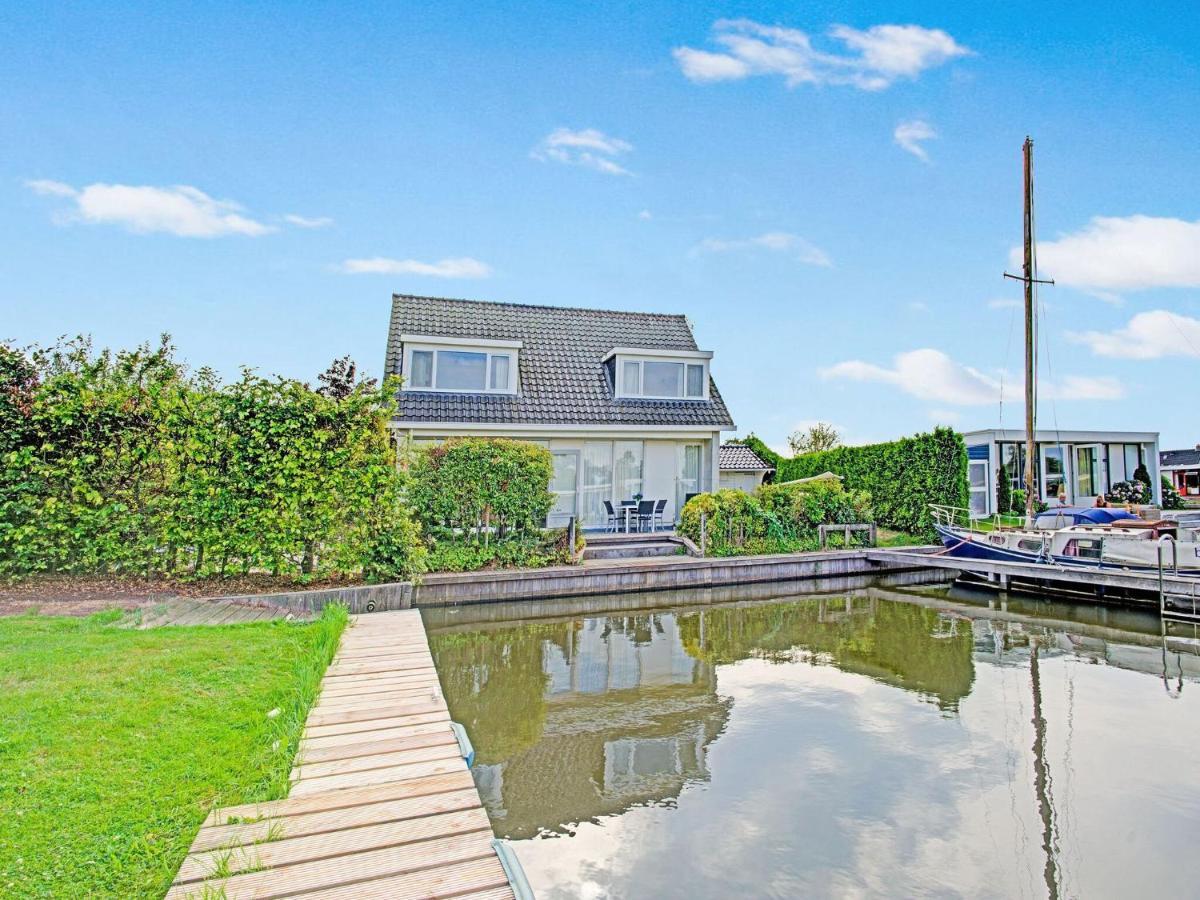 Waterfront Holiday Home With Jetty Boornzwaag over de Wielen ภายนอก รูปภาพ